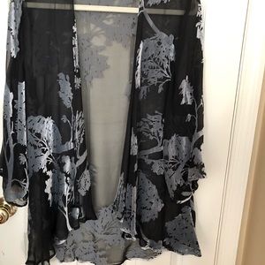Silk chiffon /velvet burnout kimono